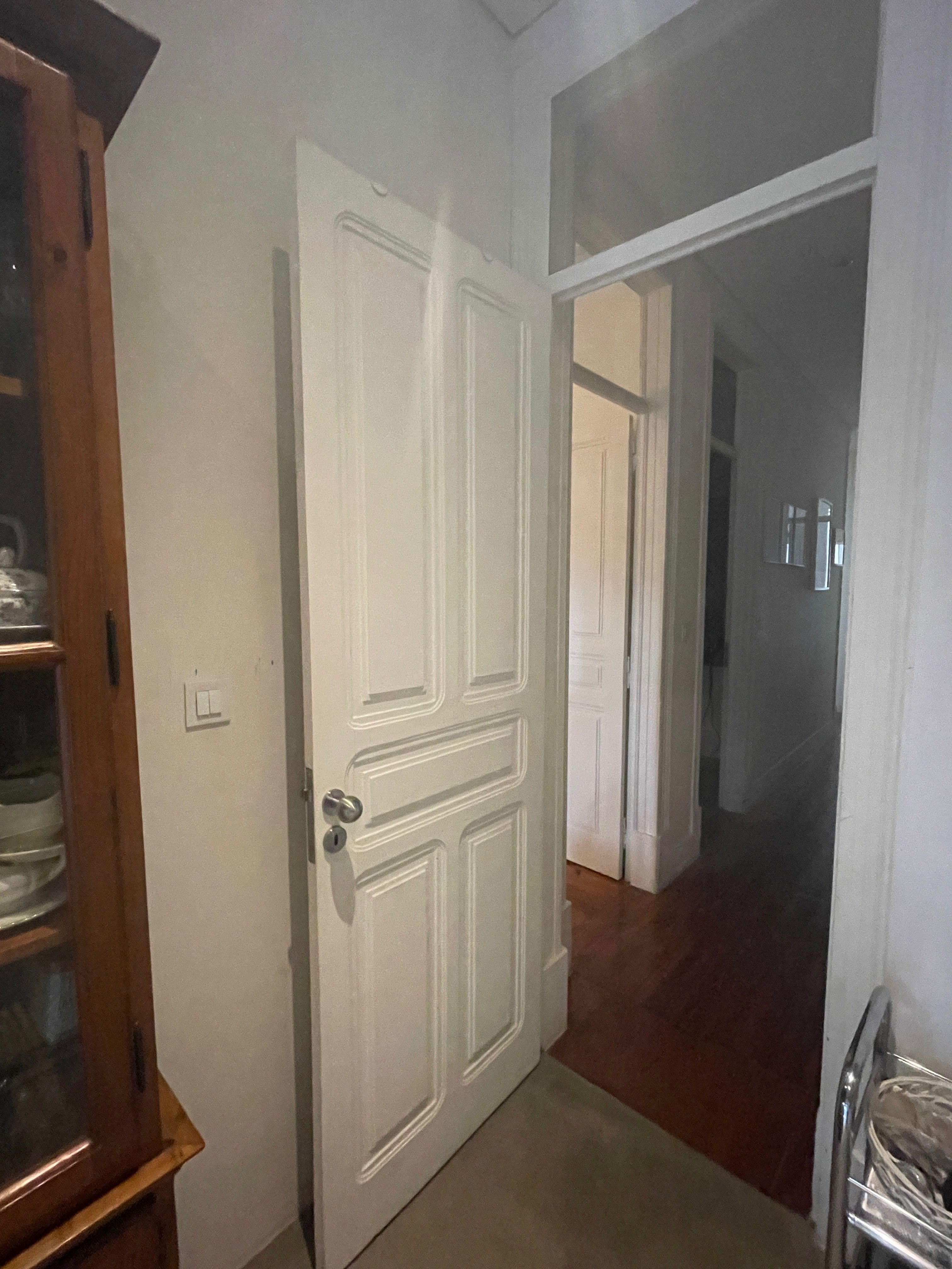 2 portas de madeira antigas