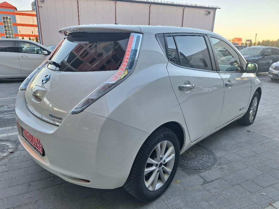 Nissan Leaf 24kWt, продаться авто - електромобіль,
