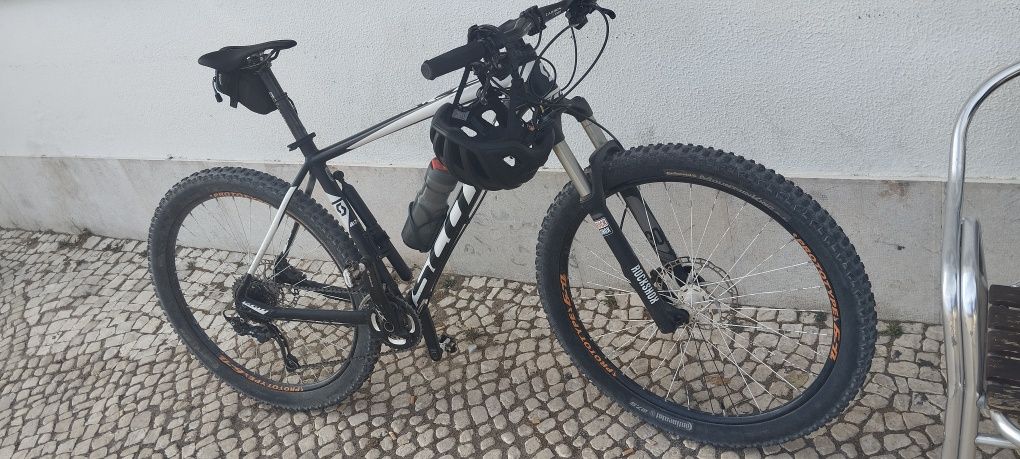 Scott scale 740 roda 27.5