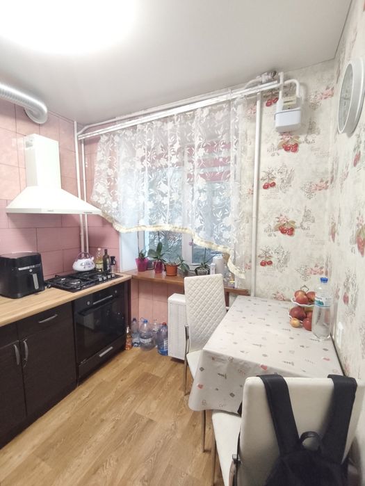 Продам 1 кімнатну квартиру в центрі міста