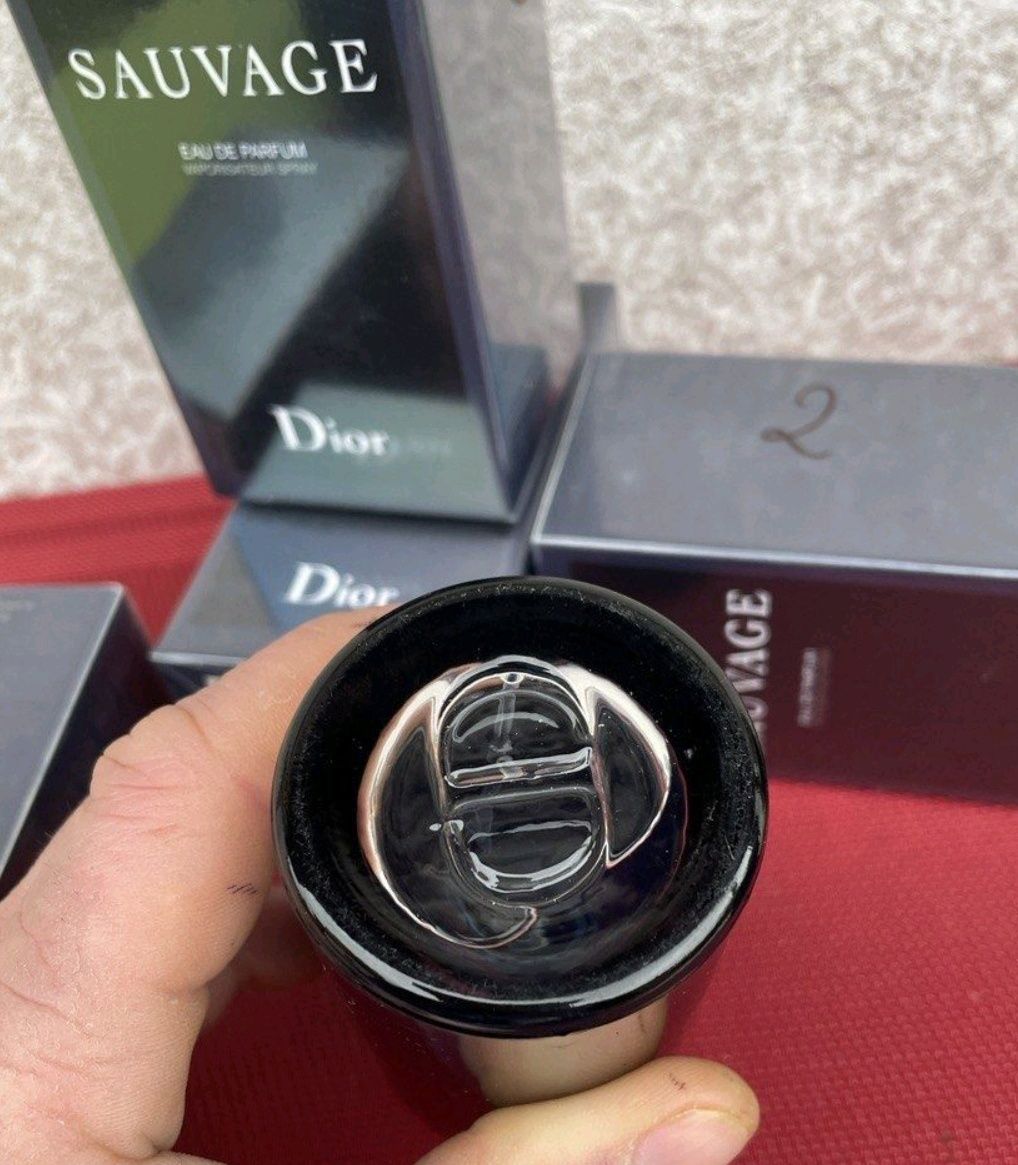 Чоловічі парфуми Christian Dior Sauvage 100ml ) Саваж
(Крістіан Діор С