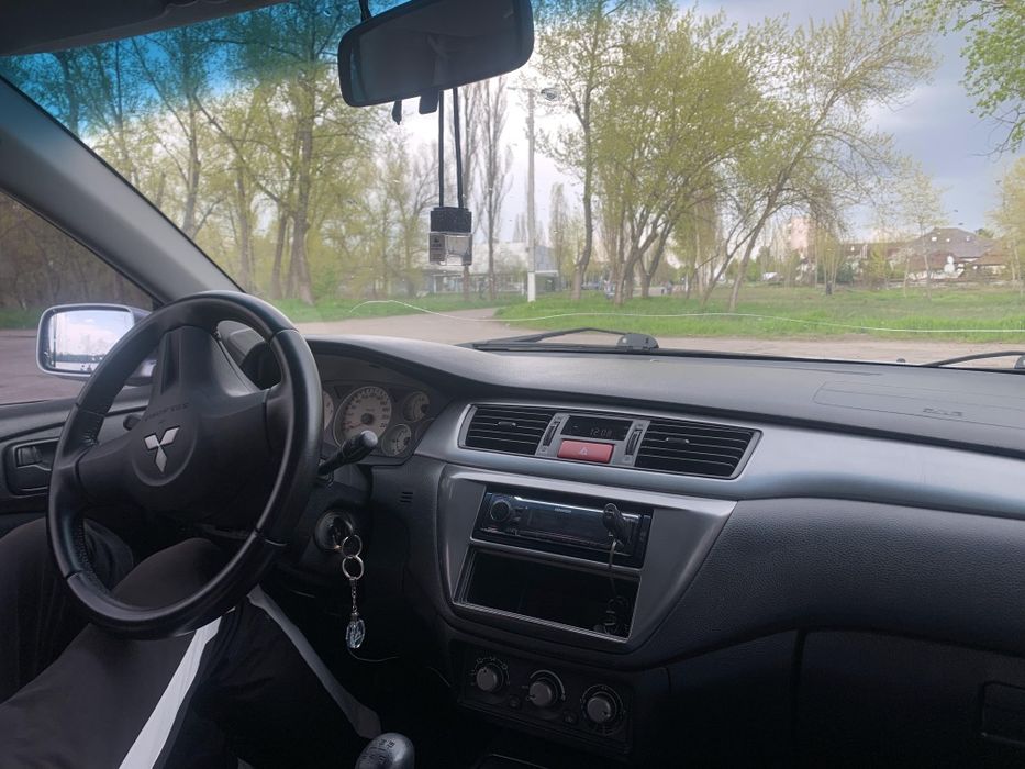 Продам Lanser 9 1.6 2006