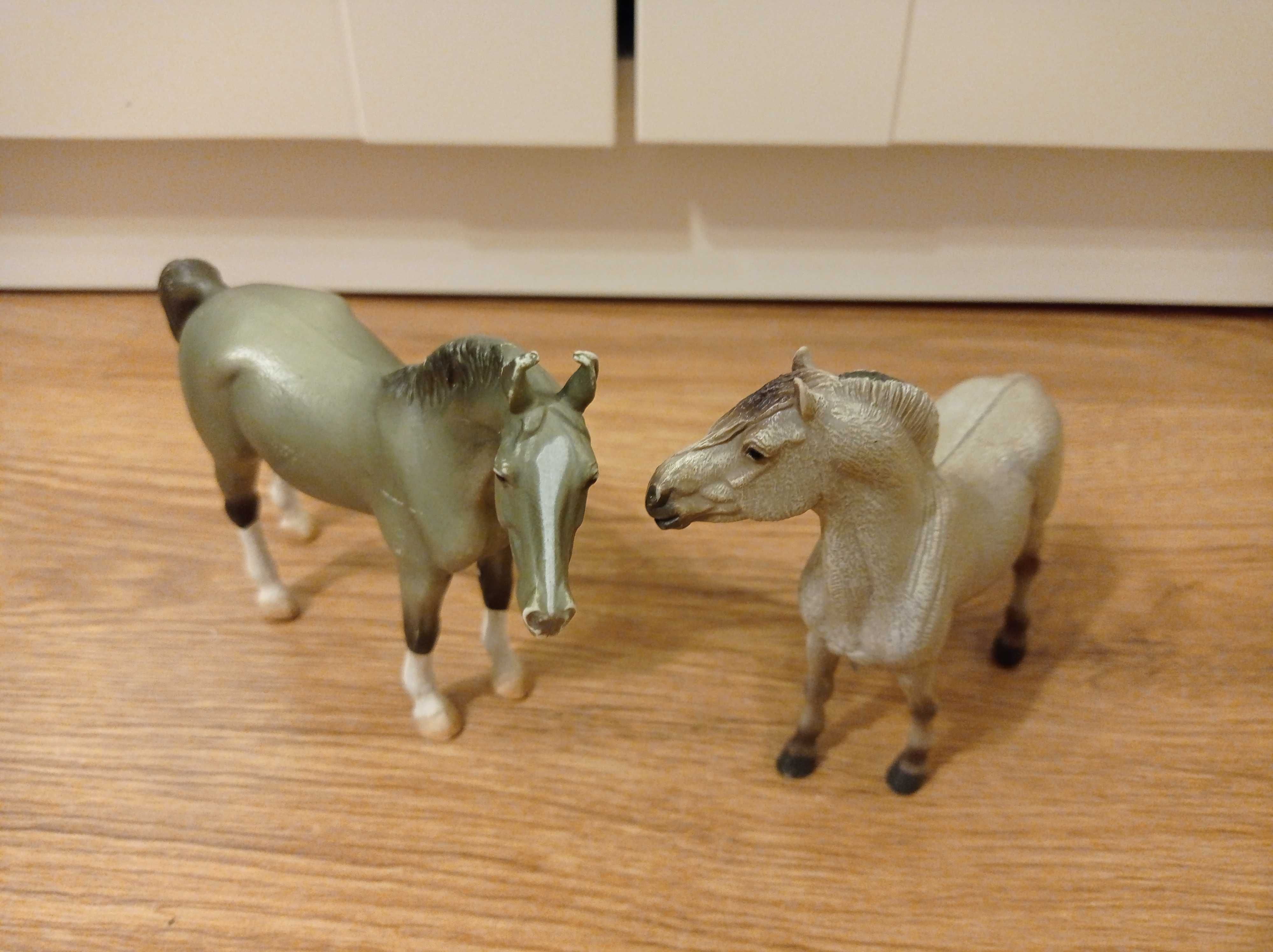 Konie- figurki z kolekcji Collecta