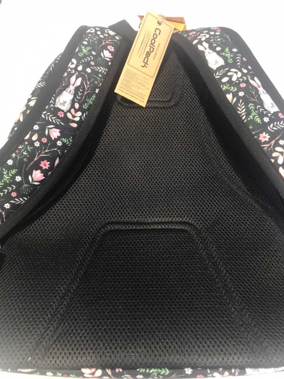 Plecak młodzieżowy Scout Rabbitland CoolPack rozmiar 17"