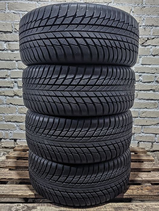 Зимові 225/50r17 Bridgestone | 8.5/7.5mm | 2020 | Преміум шини | Ідеал