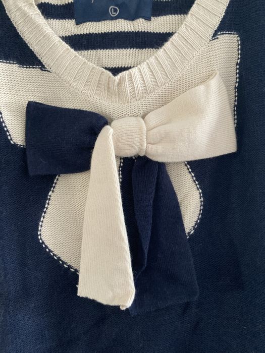 Camisola azul marinho e bege da Pepe Jeans