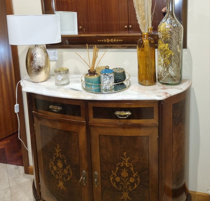 Vendo movel e espelho pela melhor oferta