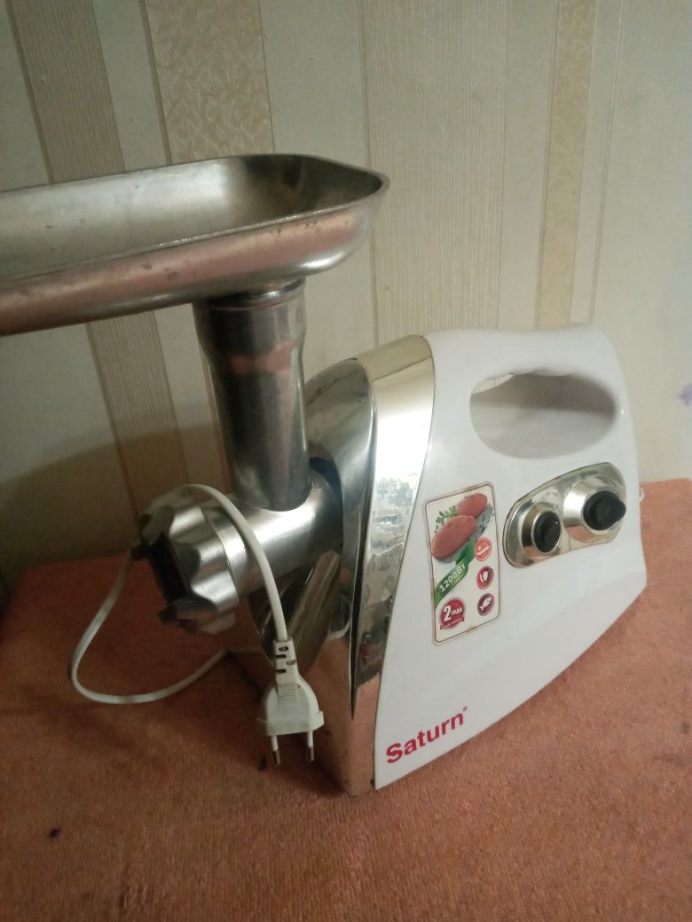 Мясорубка Сатурн читаем