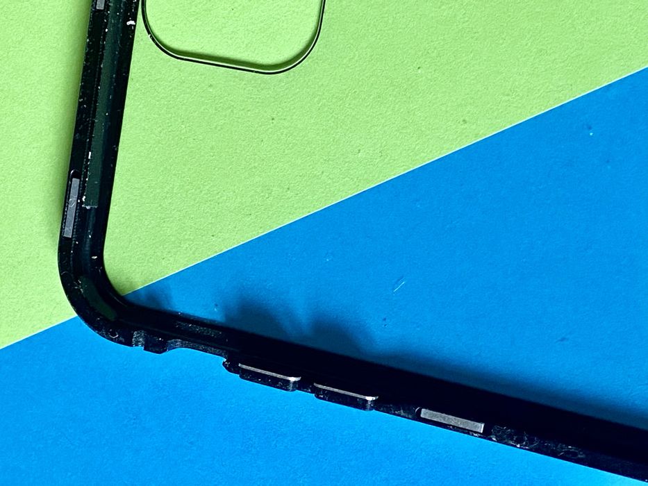 iPhone 11 Pro Max etui magnetyczne