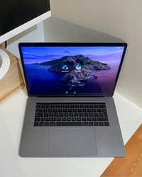 Macbook pro 15’ quad-core i7