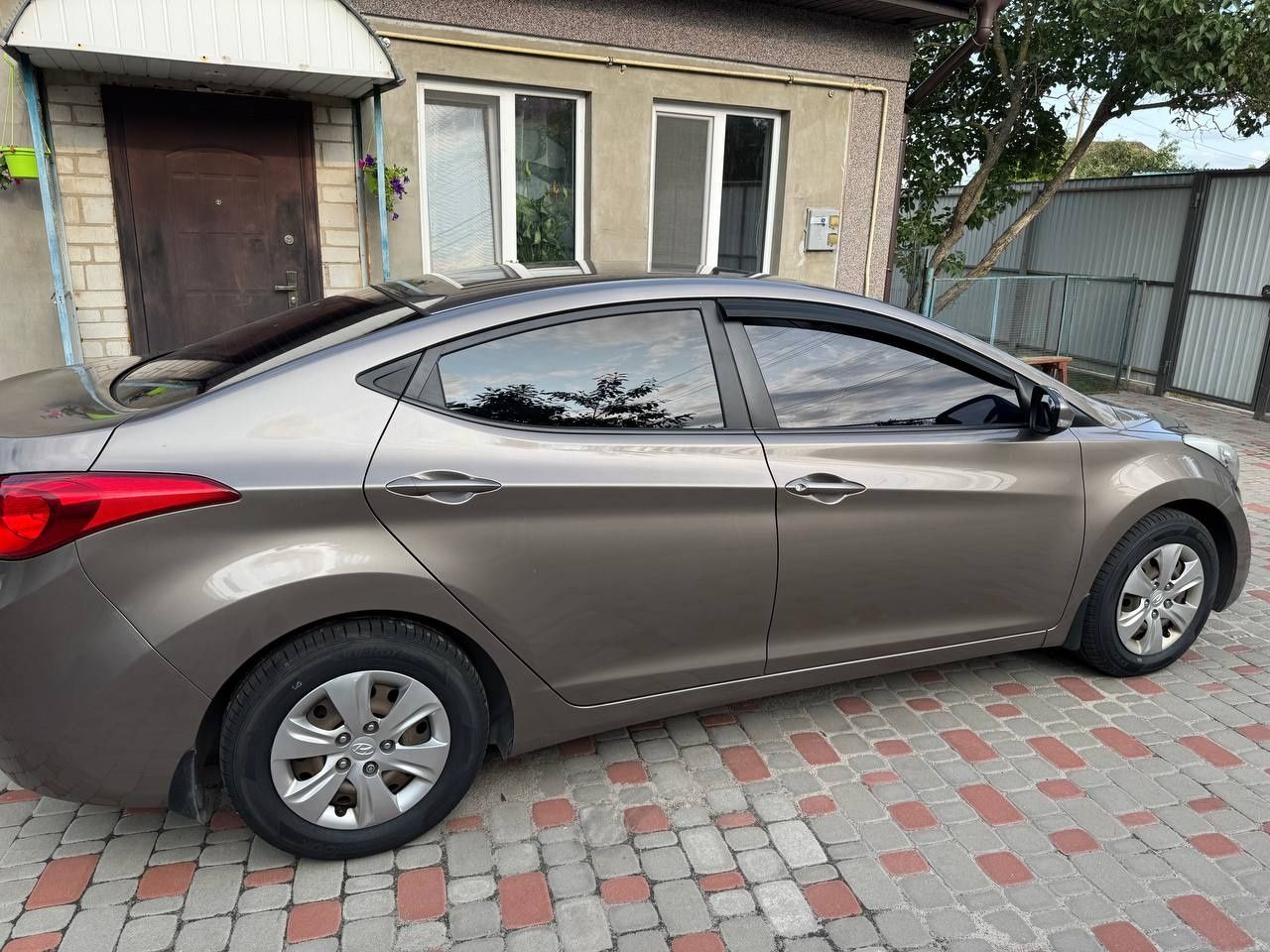 Hyndai Elantra Хюндай Елантра 2013 OFFICIAL