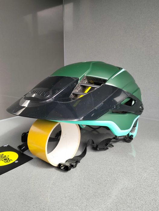 Capacete ABUS Montrailer MIPS *NOVO*