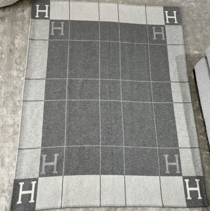 Плед Hermes серый