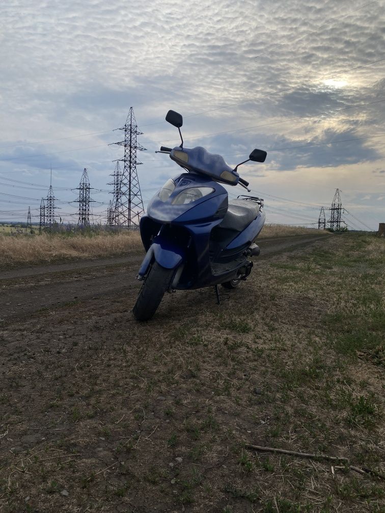 Скутер Kanuni Revolt 80