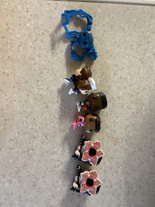 Продам фігурки Кіндер сюрпризів «Дивні дива»