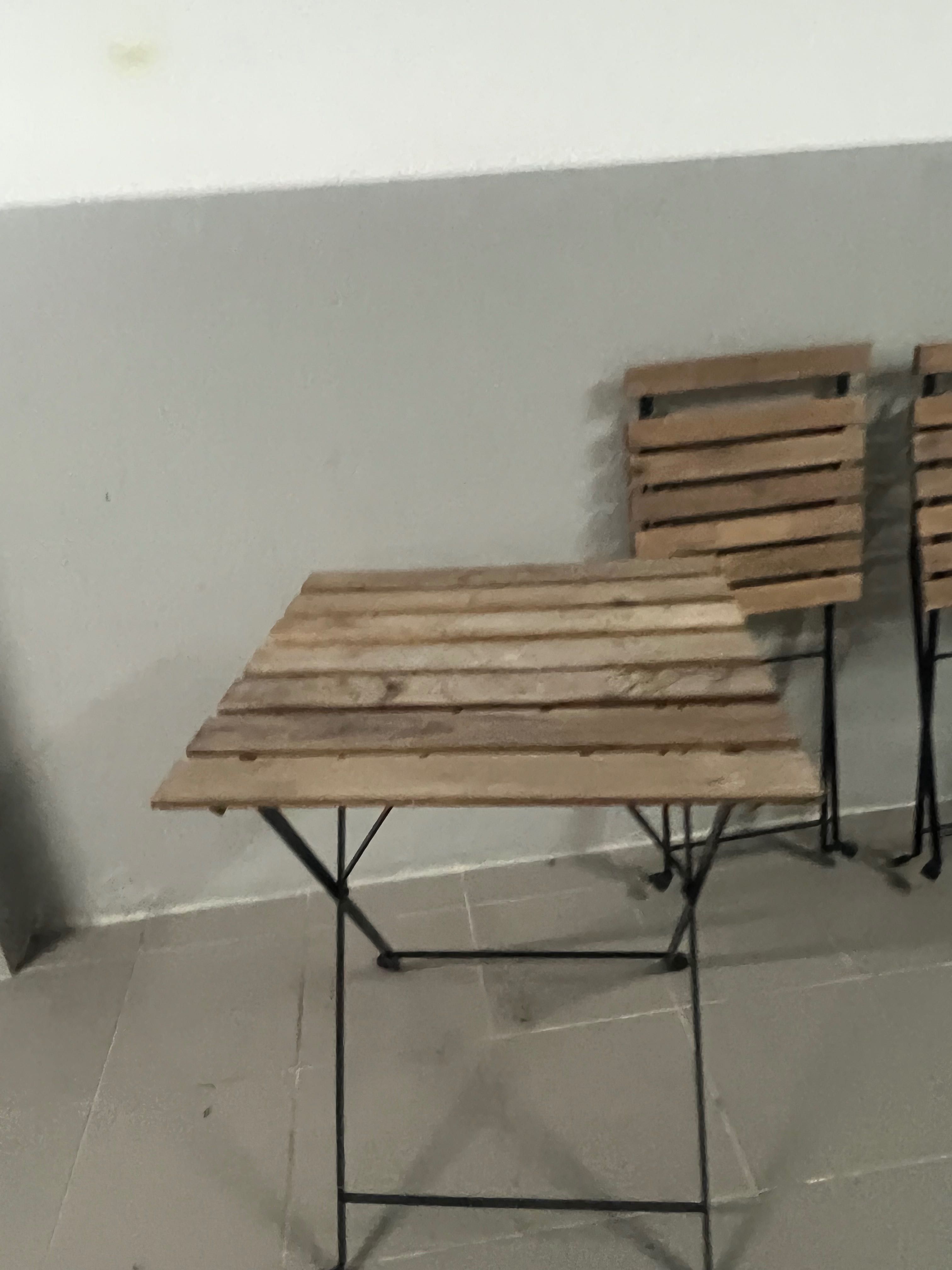 Conjunto mesa Bistrô Ikea e outras cadeiras