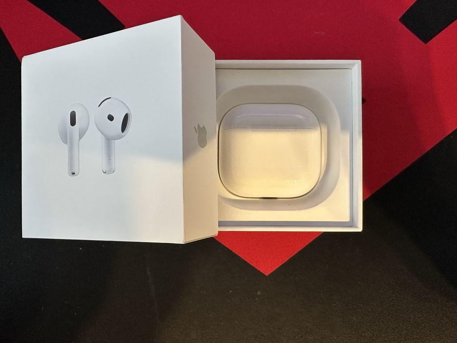 Etui Airpods 4 Apple