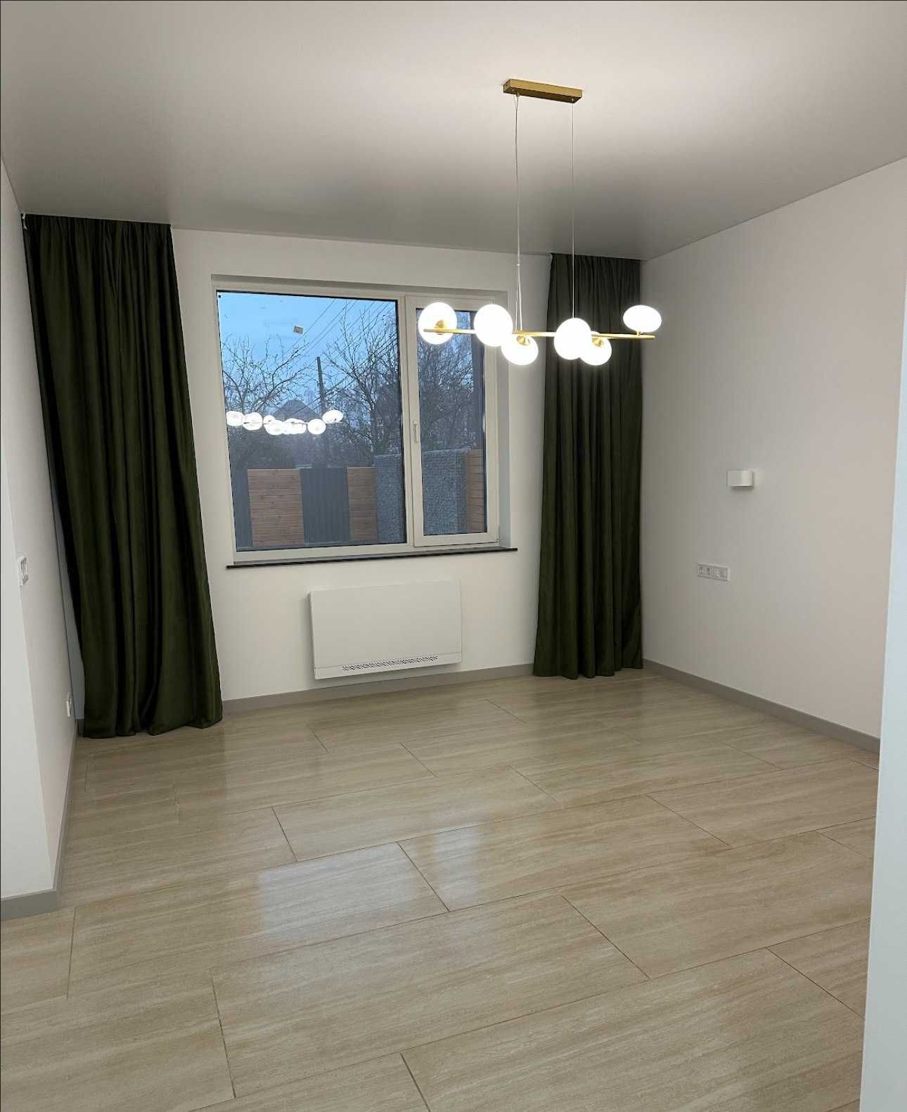 Продаж 1 поверхового будинку з ремонтом 275 кв. м, на вул. 64-а Садова