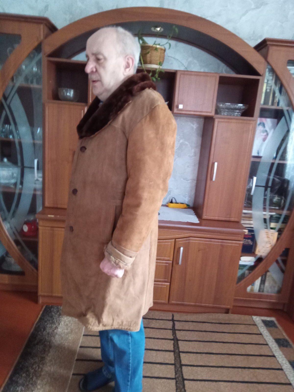 Натуральный овчиный полушубок