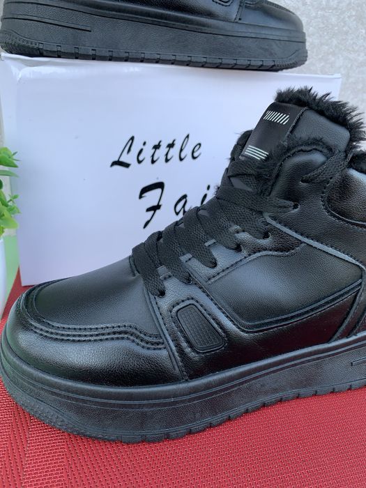 Кросівки зимові жіночі чорні р35.36.37.38.39.40