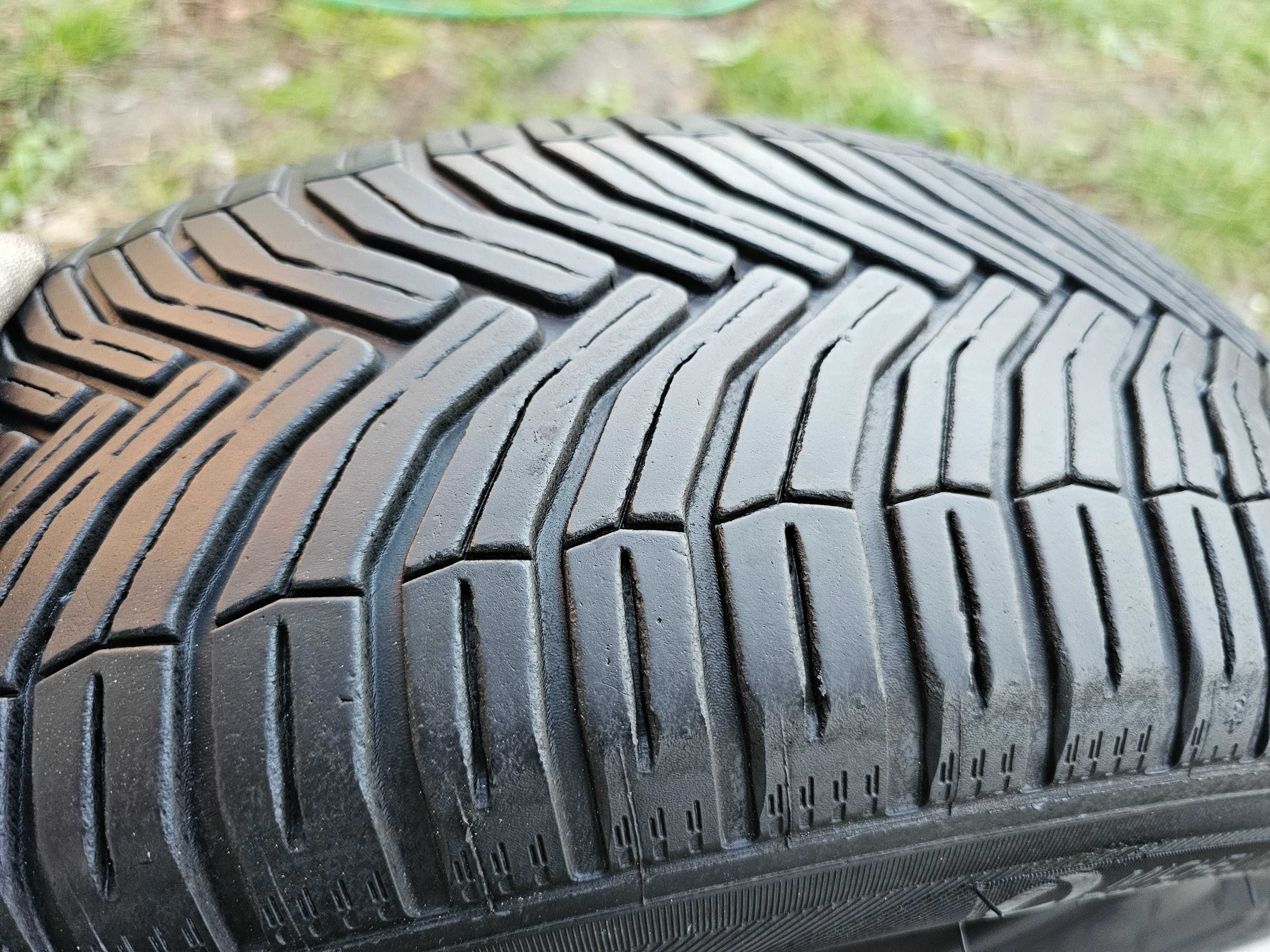 Całoroczne Michelin 215/65 R16 5mm