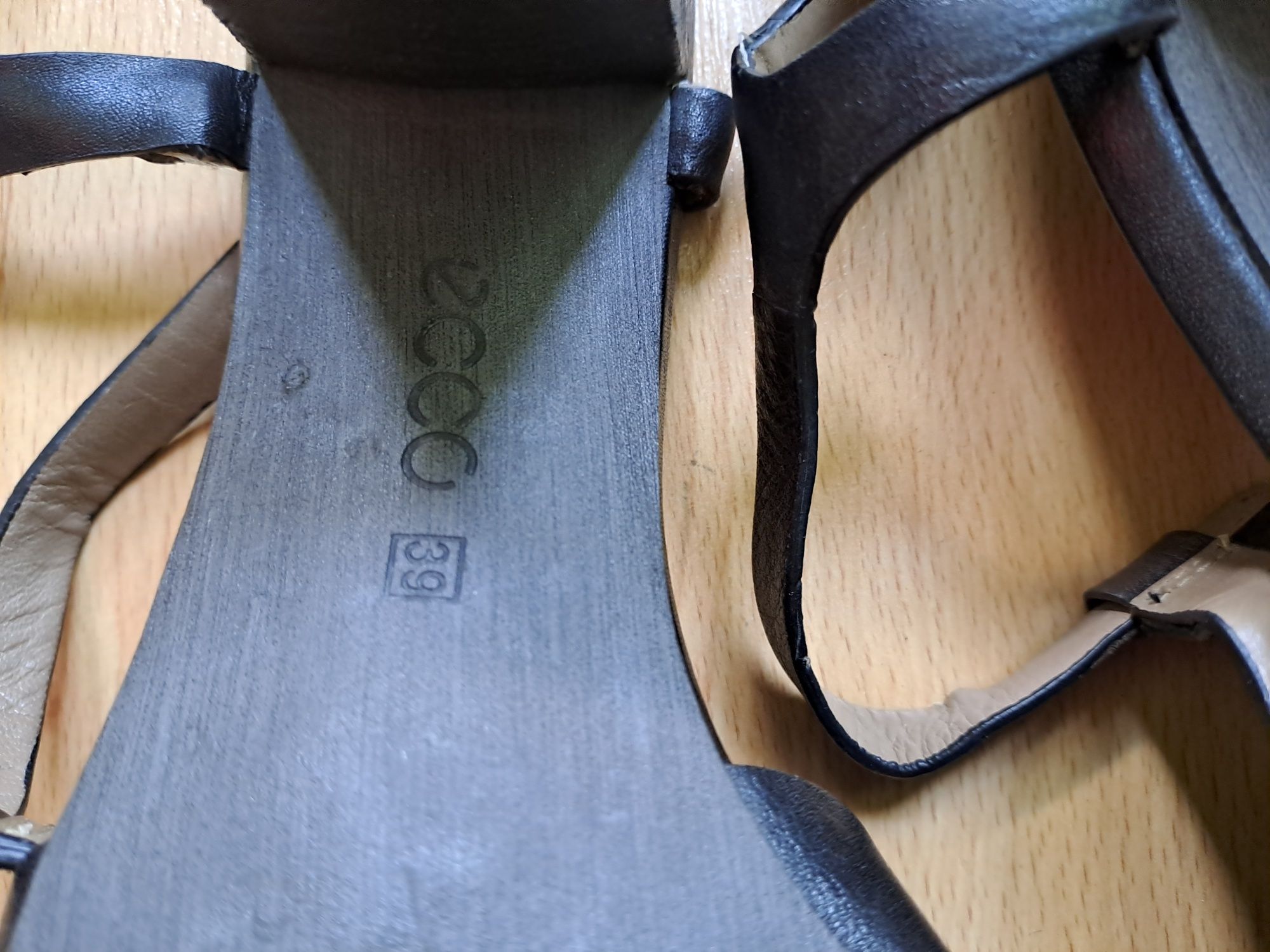 Buty,sandały,czółenka r.j.39  ECCO,NOWE