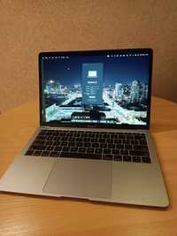 Продам MacBook Air 2019 Space Gray 8/128 i5