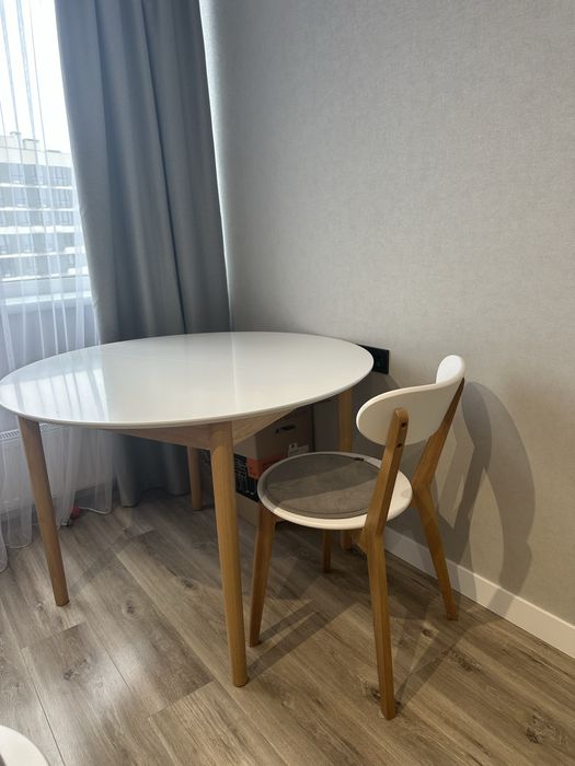 Продам розкладний стіл JYSK