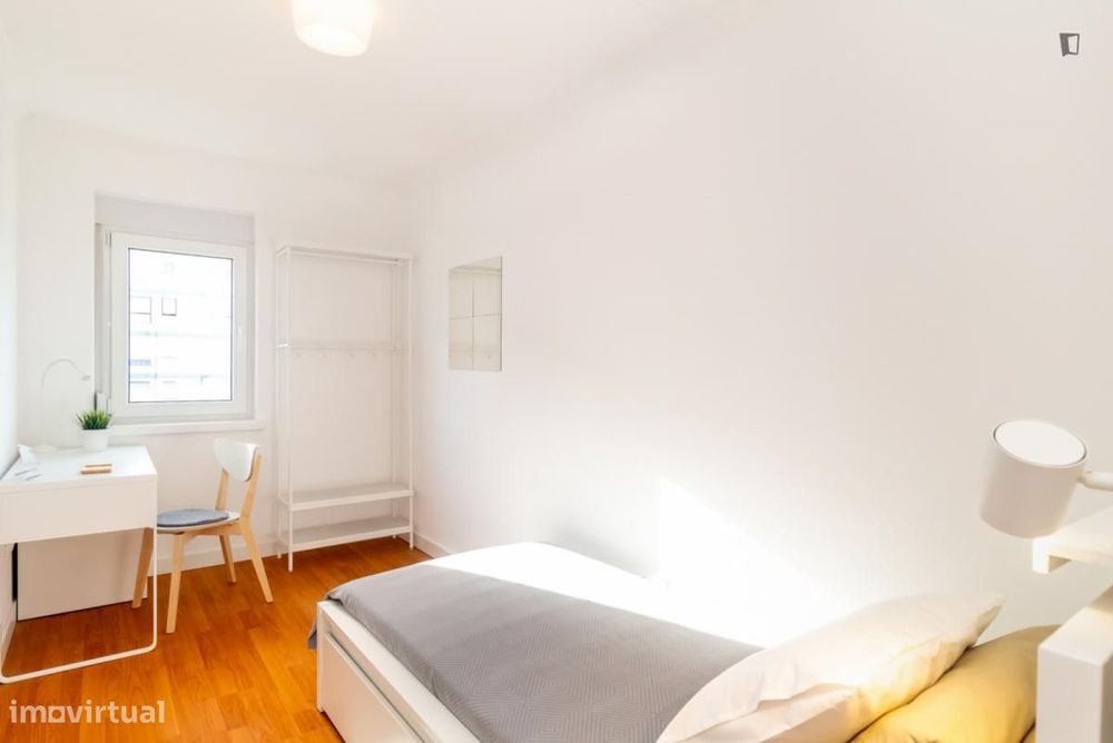 Quarto - localizado em Marvila Lisbon