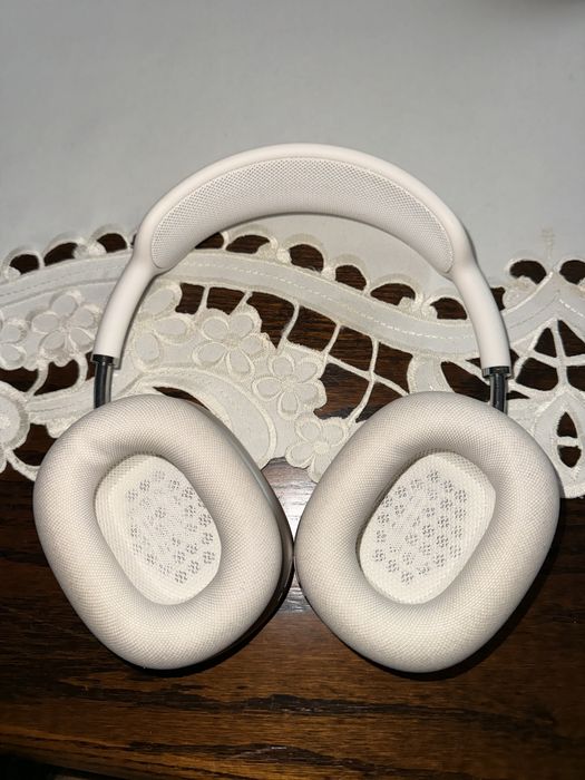 Apple airpods max