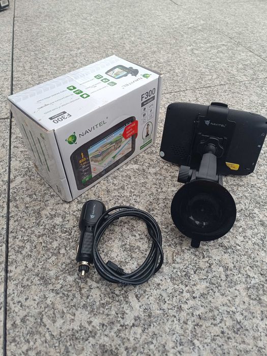 Nawigacje samochodowa Navitel F300