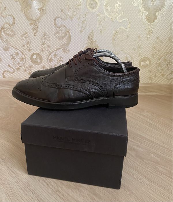 Мужские кожаные туфли дерби броги, темно-коричневого цвета, размер 43.