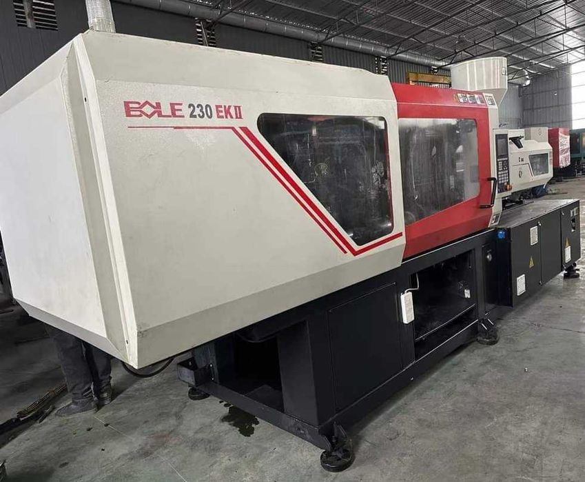 Термопластавтомат BOLE  BL 230/C840.