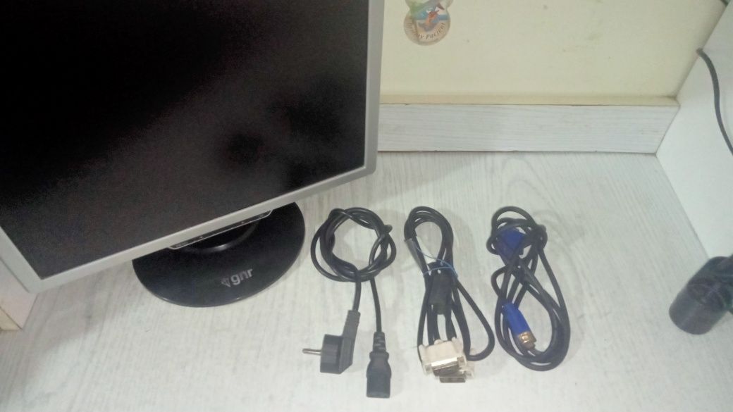 Monitor LCD GNR TS702 Okablowanie Komplet