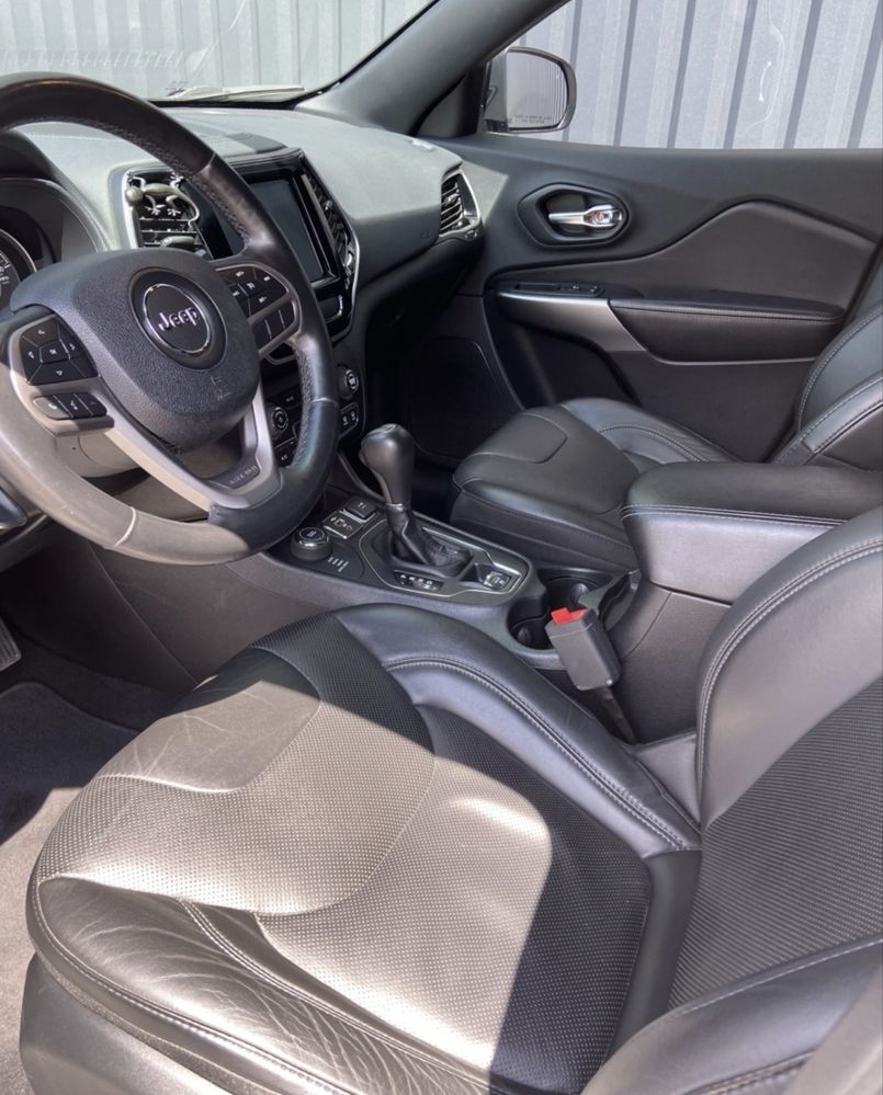 Jeep Cherokee 2019