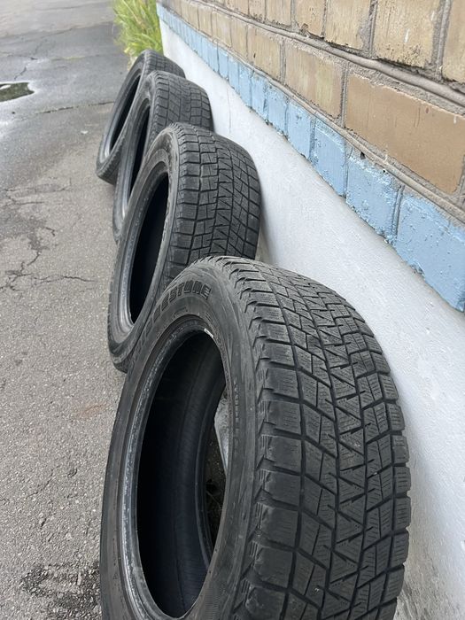 Зимова гума R17 225/65