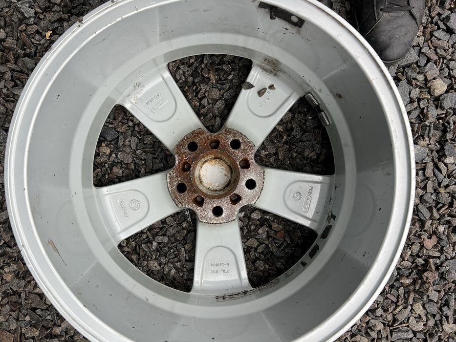 Диски R17 5/114.3 et38 j7.0