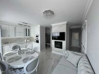 Продаж 2х к з стильним ремонтом+ комірка Солонка!