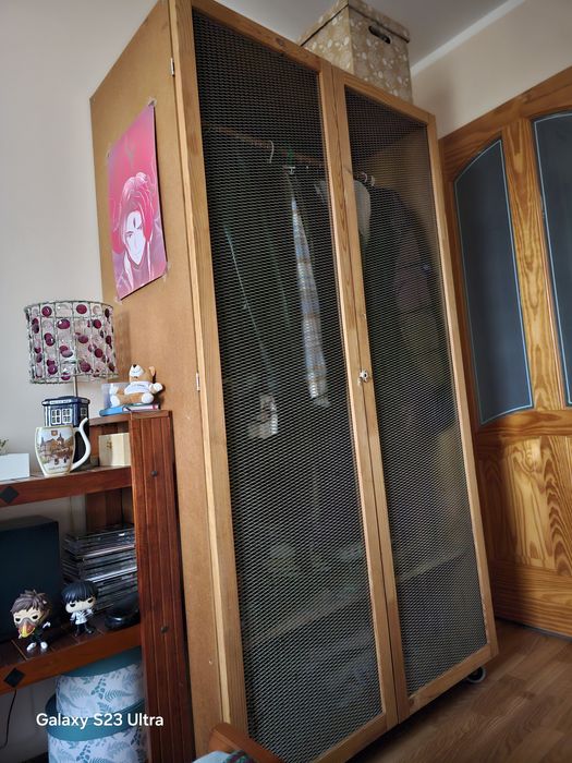 Szafa dwudrzwiowa lekka na kółkach