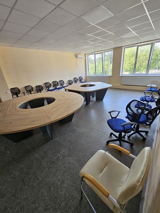 Офис 300м Фасад Столичное Шоссе. Собственник. Без % Комисии с ПДВ