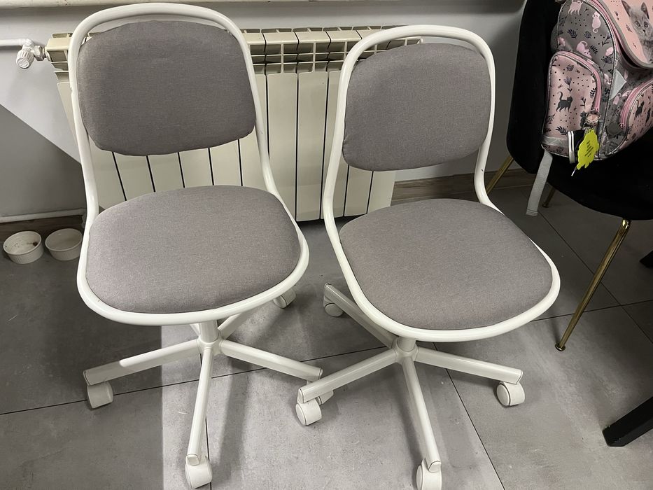 Krzeslo obrotowe ikea szare dwie sztuki dziecko