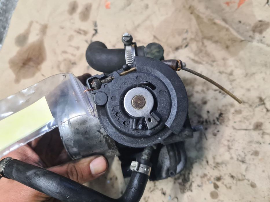 Дросельна заслінка Audi A4 B5 Vw Passat b5 Ауді а4 б5 пасат б5