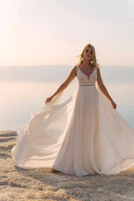 Suknia ślubna Dama Couture - " ATENA "