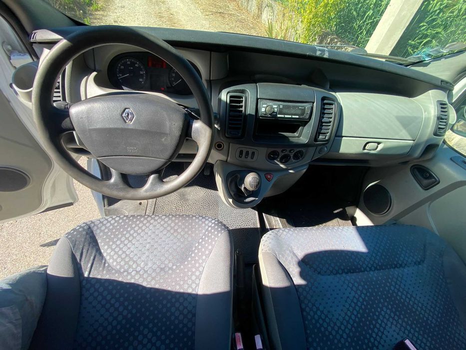 Renault Trafic II 2.0 DCI - 180000km