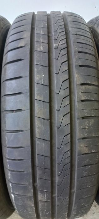 Літня гума 195/65 R15 в гарному стані