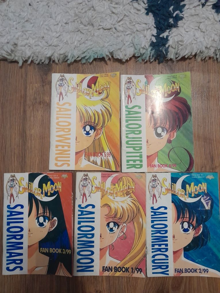 Sprzedam komiksy. Fan booki Sailor Moon.