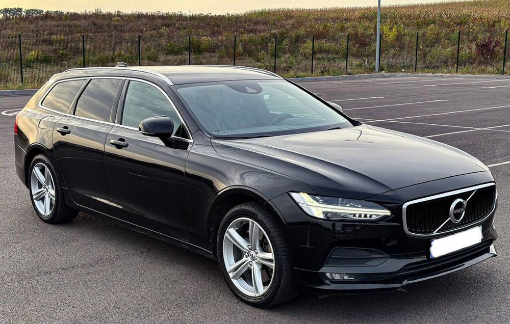 продам Volvo V90 2018, 2.0 газ/бензин