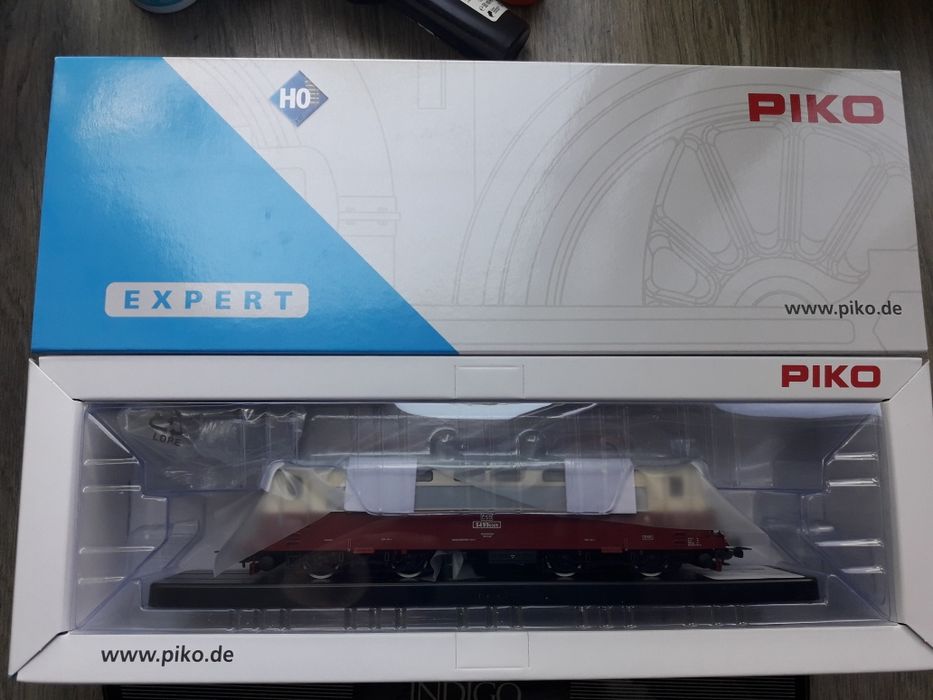 Электровоз S499 Piko 97400 / Железная дорога Piko;Roco H0(1:87)