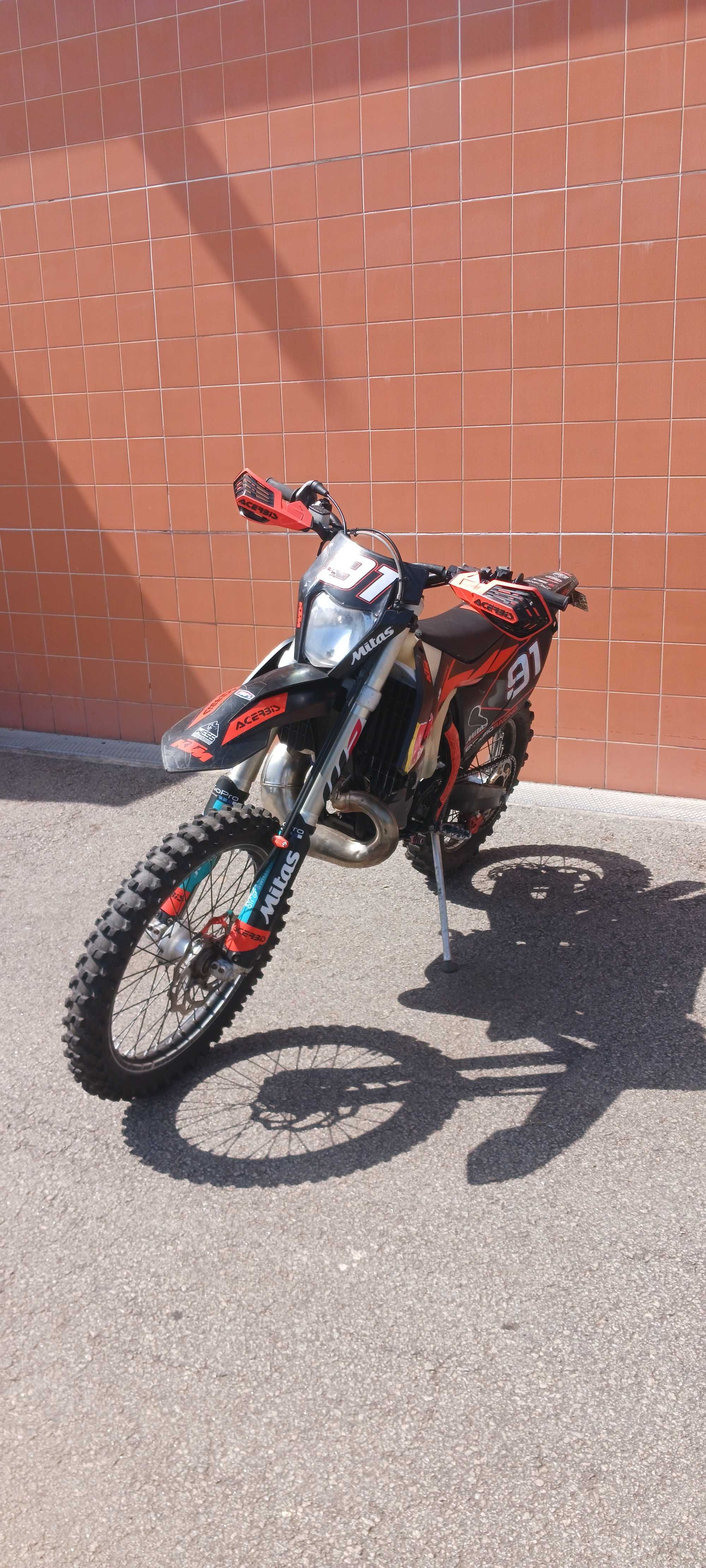 KTM EXC 300 Matriculada - Modelo 2017
