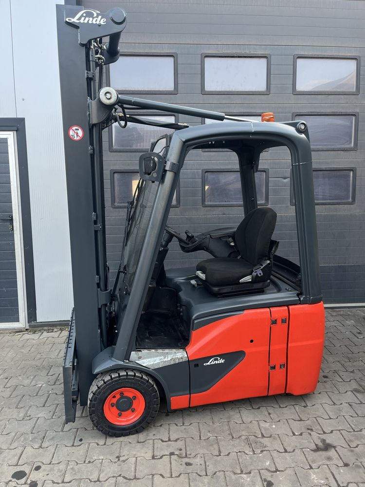 Wózek widlowy  elektryczny Linde E16c triplex 577 cm